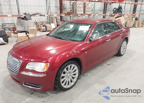 2013 Chrysler 300 Motown z USA, uszkodzony, nr VIN 2C3CCAAG4DH727041